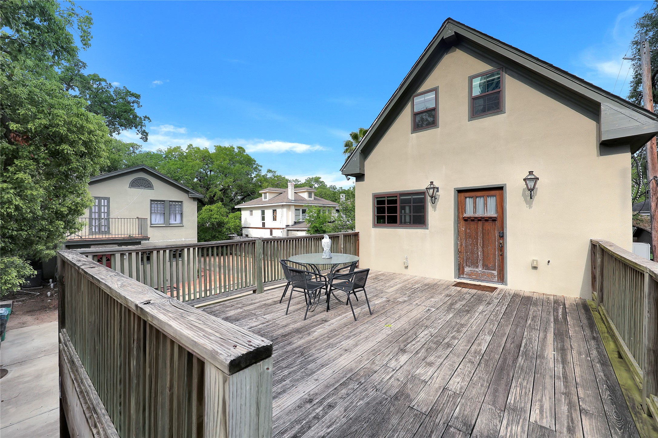 815 Hawthorne St Property Photo 37