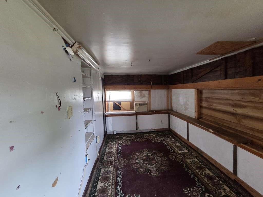 204 E Bryan Avenue Property Photo 3