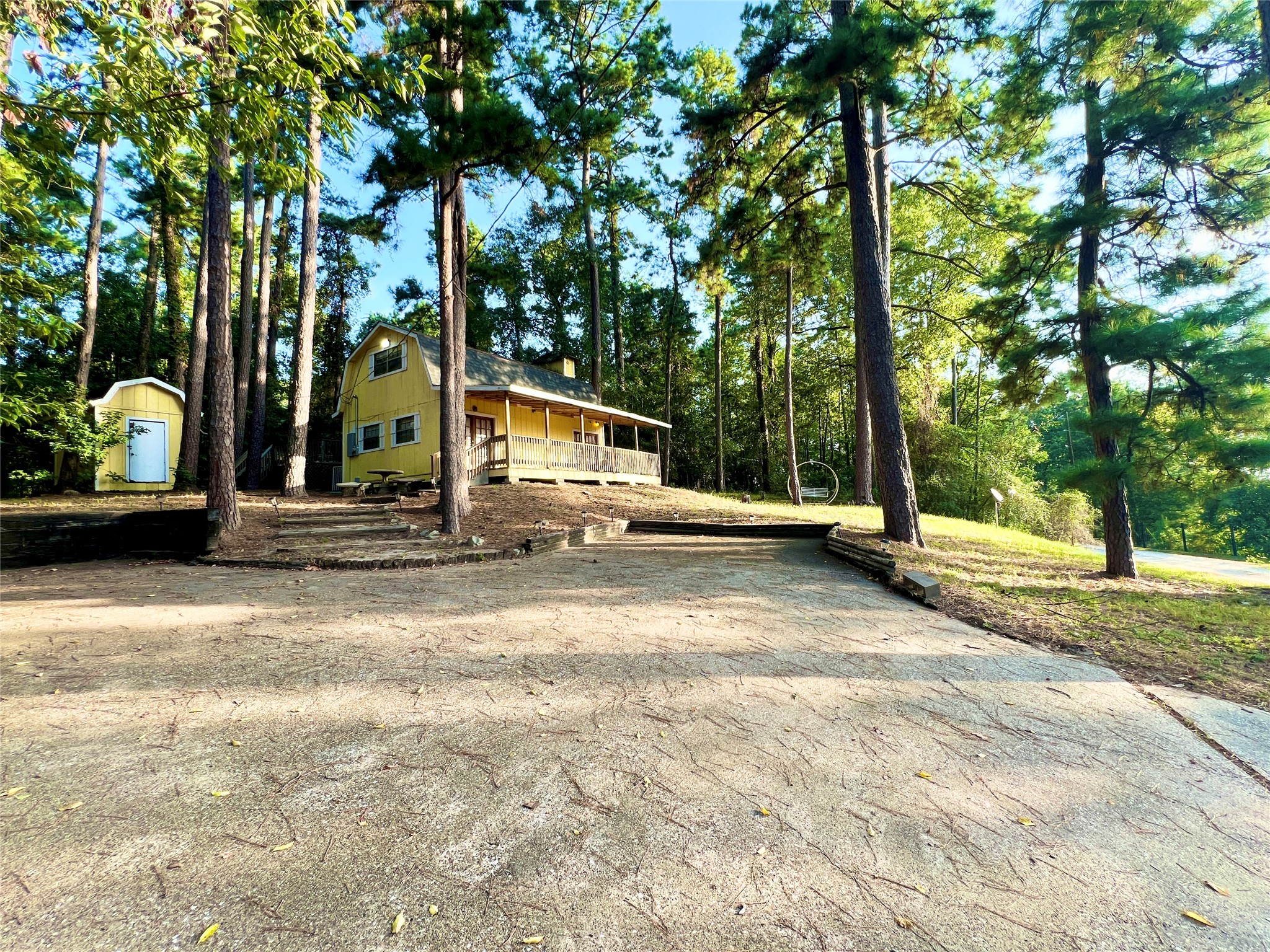 1 Hilltop Circle Property Photo 4