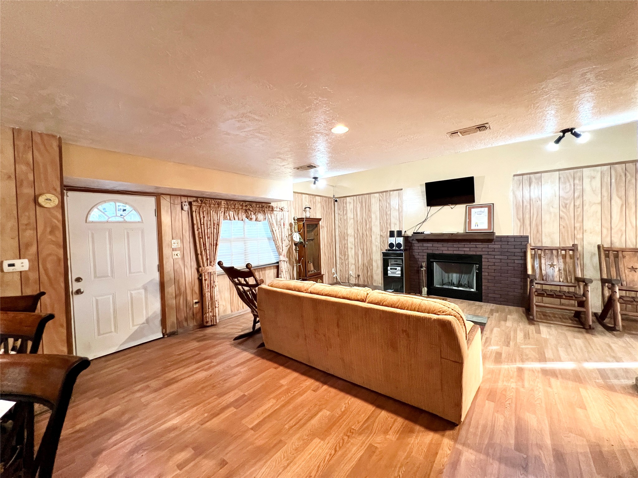 1 Hilltop Circle Property Photo 23