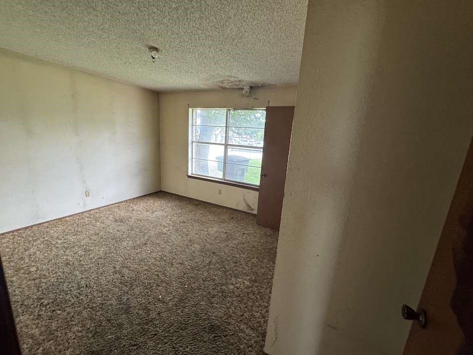 2101 Corona Drive Property Photo 11