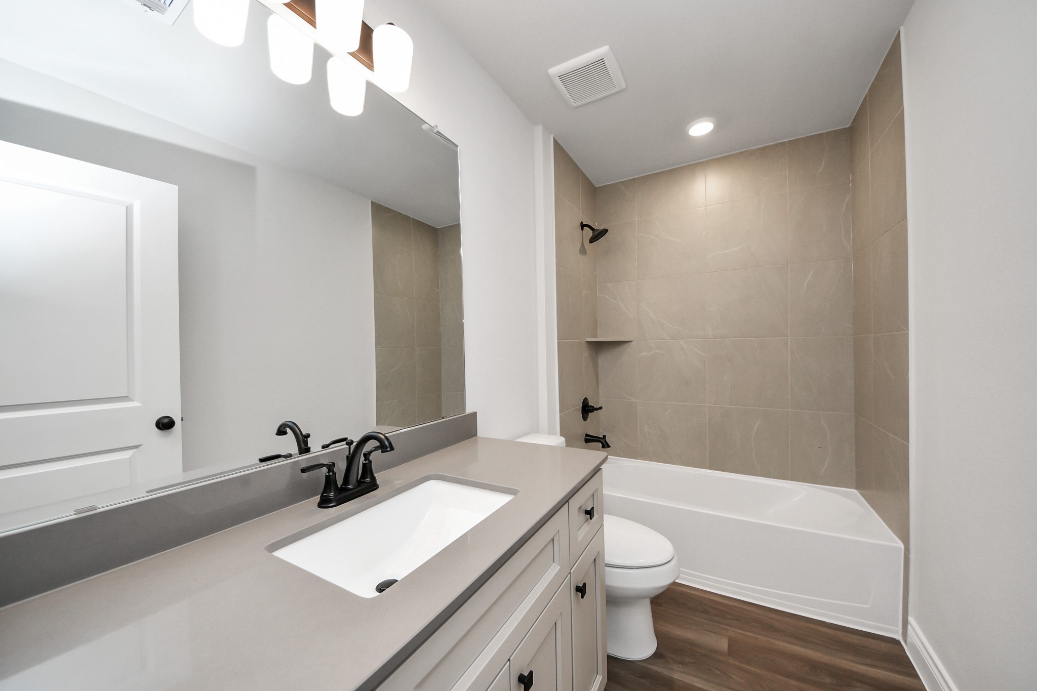 12051 Noble Heart Drive Property Photo 28