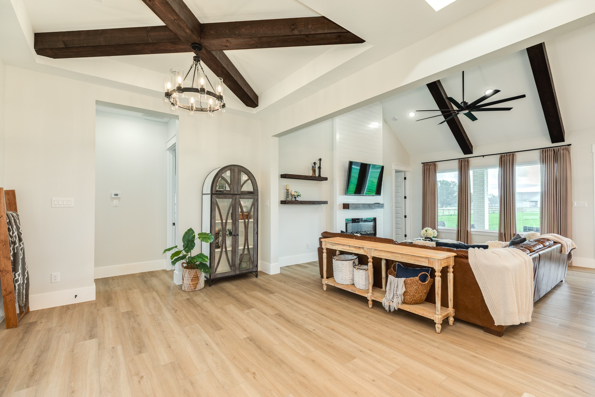 1208 Quarter Horse Trail Property Photo 9