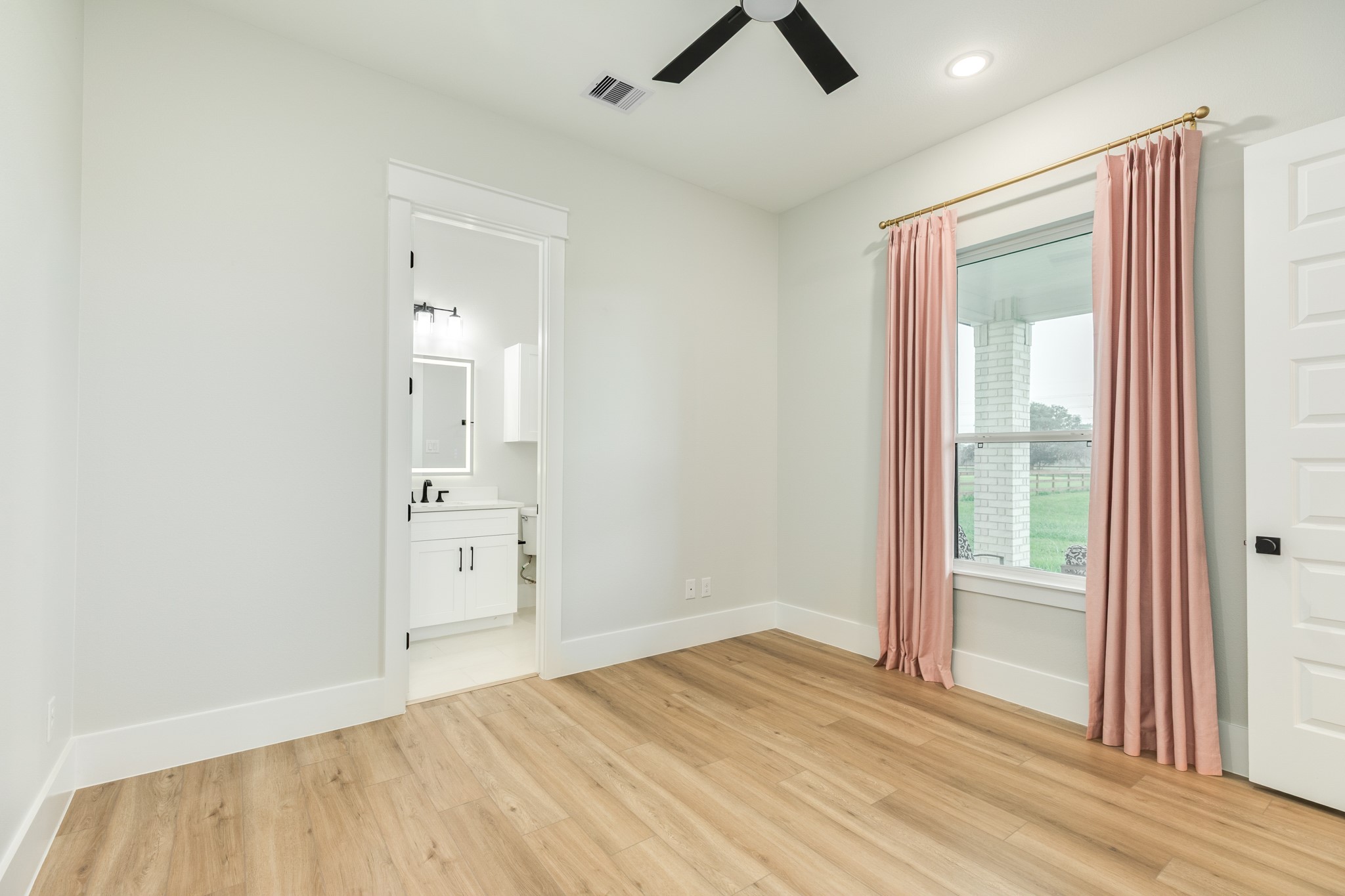 1208 Quarter Horse Trail Property Photo 36