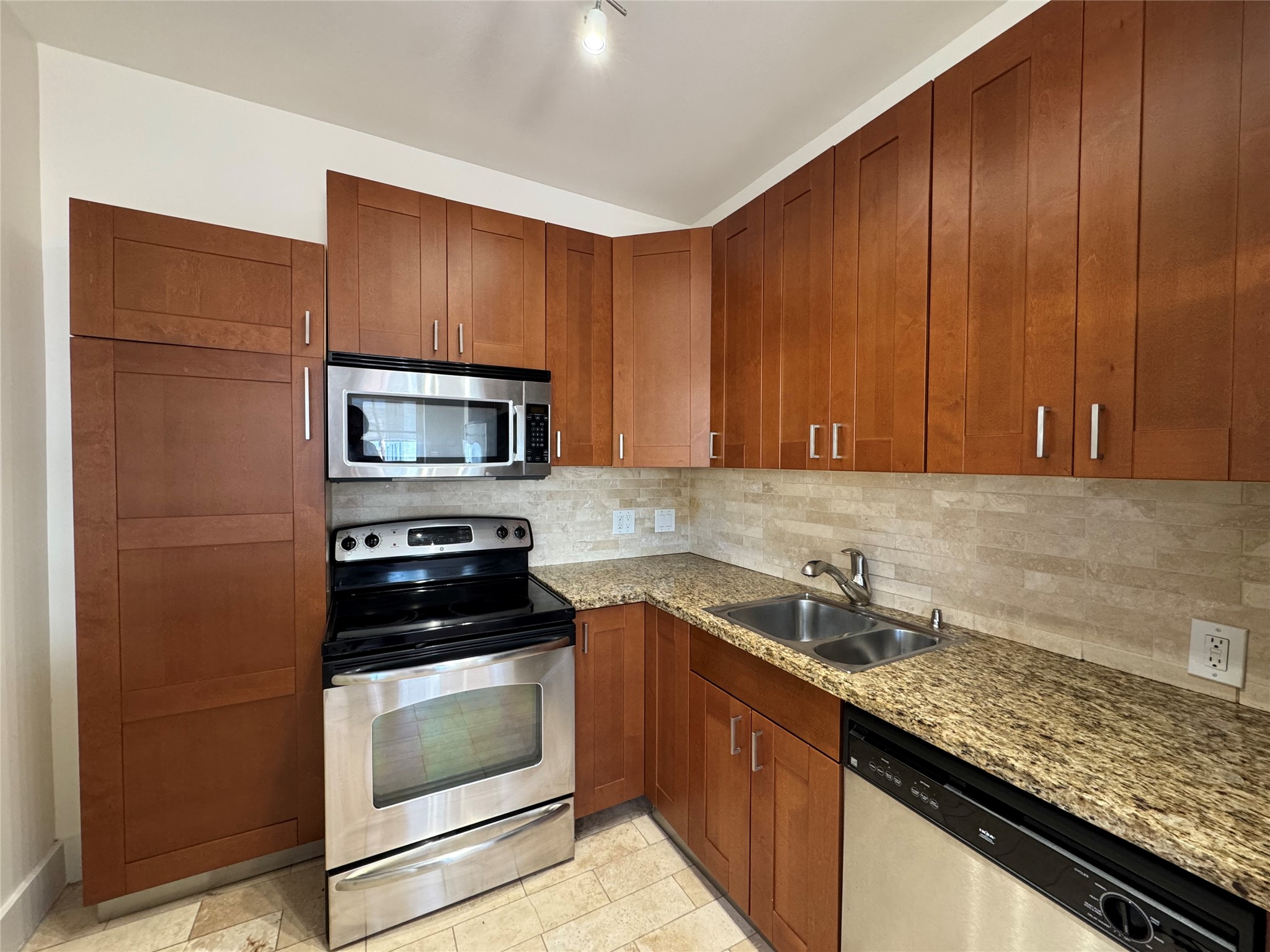 1509 Holman Street 2 Property Photo 4