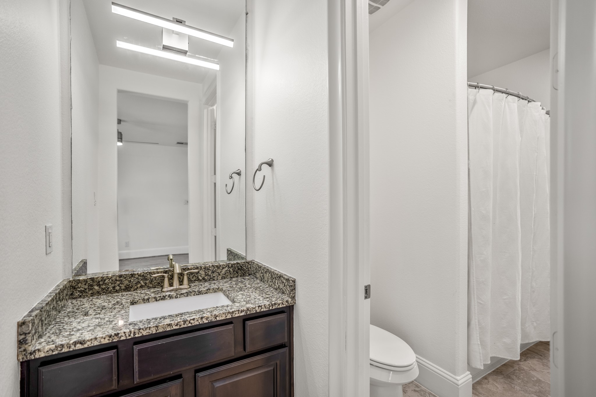 908 Amelia Street Property Photo 32