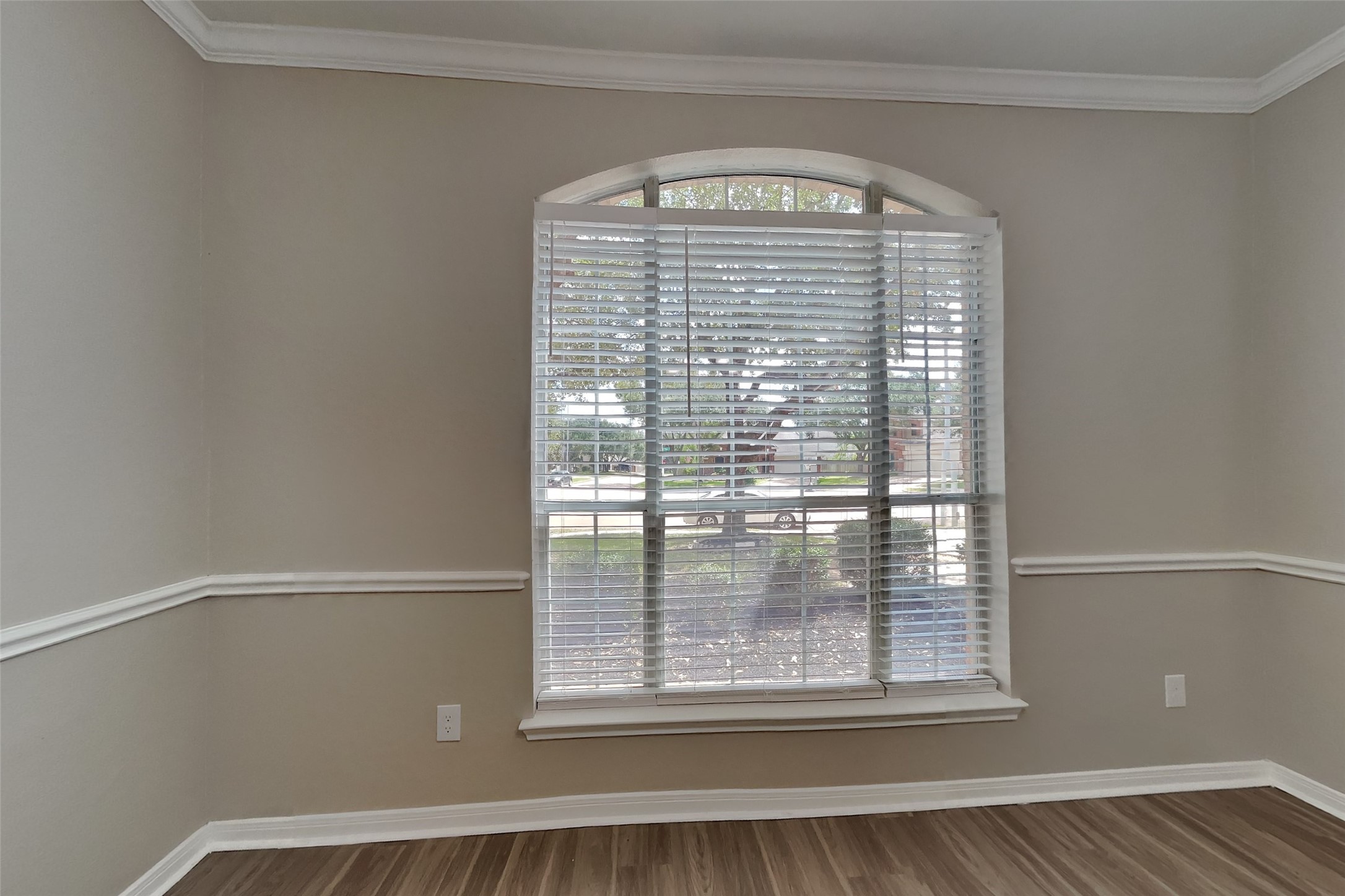 4811 Beaver Pond Circle Property Photo 6