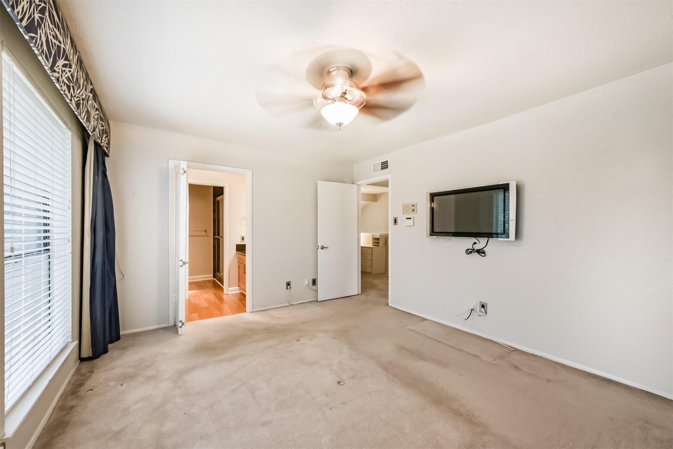 2601 S Braeswood Boulevard 105 Property Photo 24
