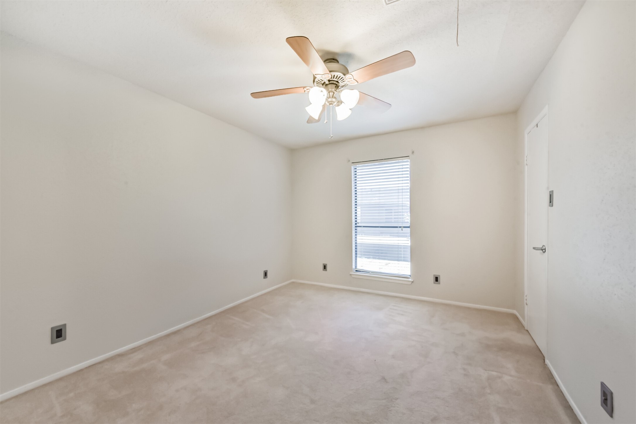 2601 S Braeswood Boulevard 105 Property Photo 31
