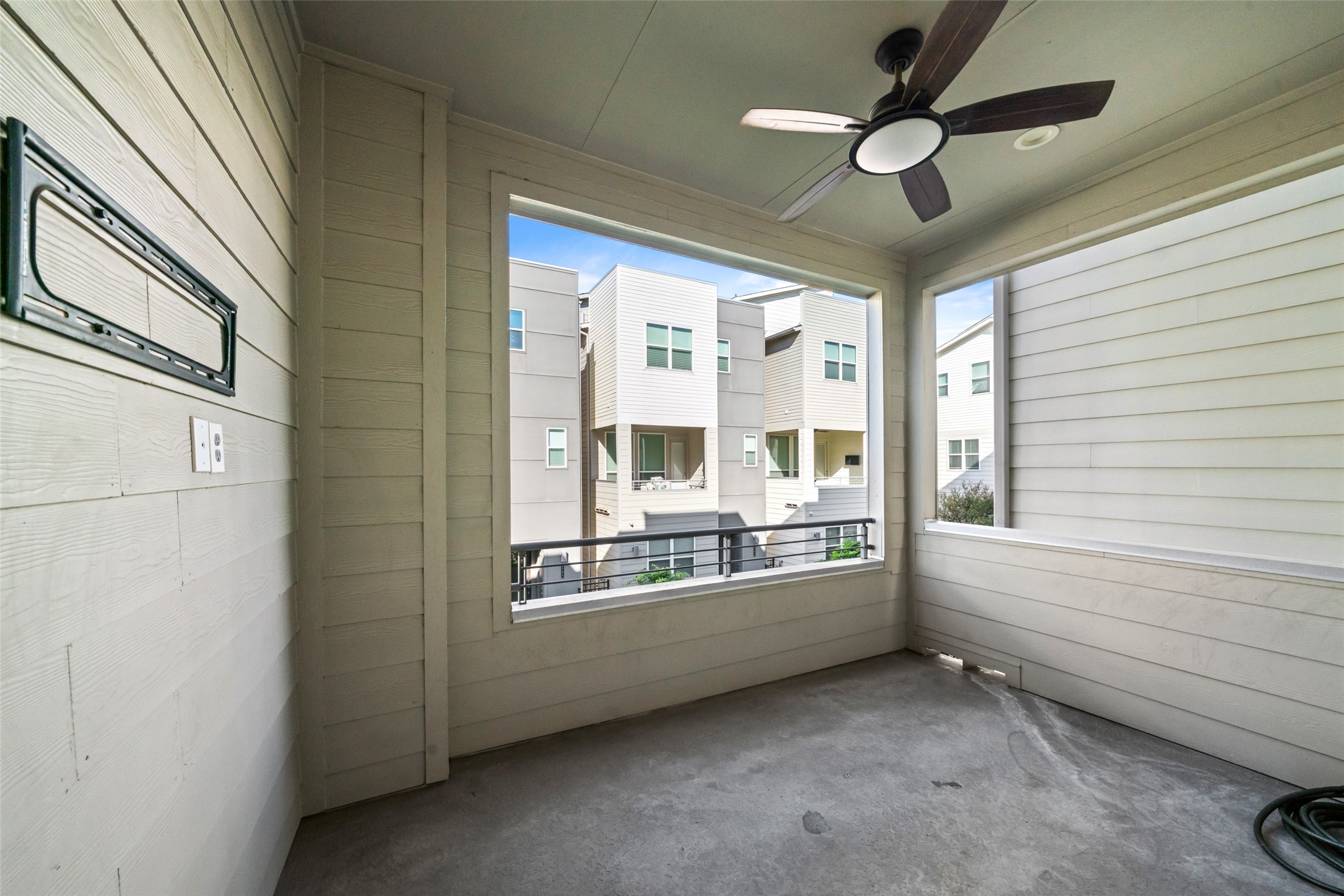 2779 Clinton Drive Property Photo 18