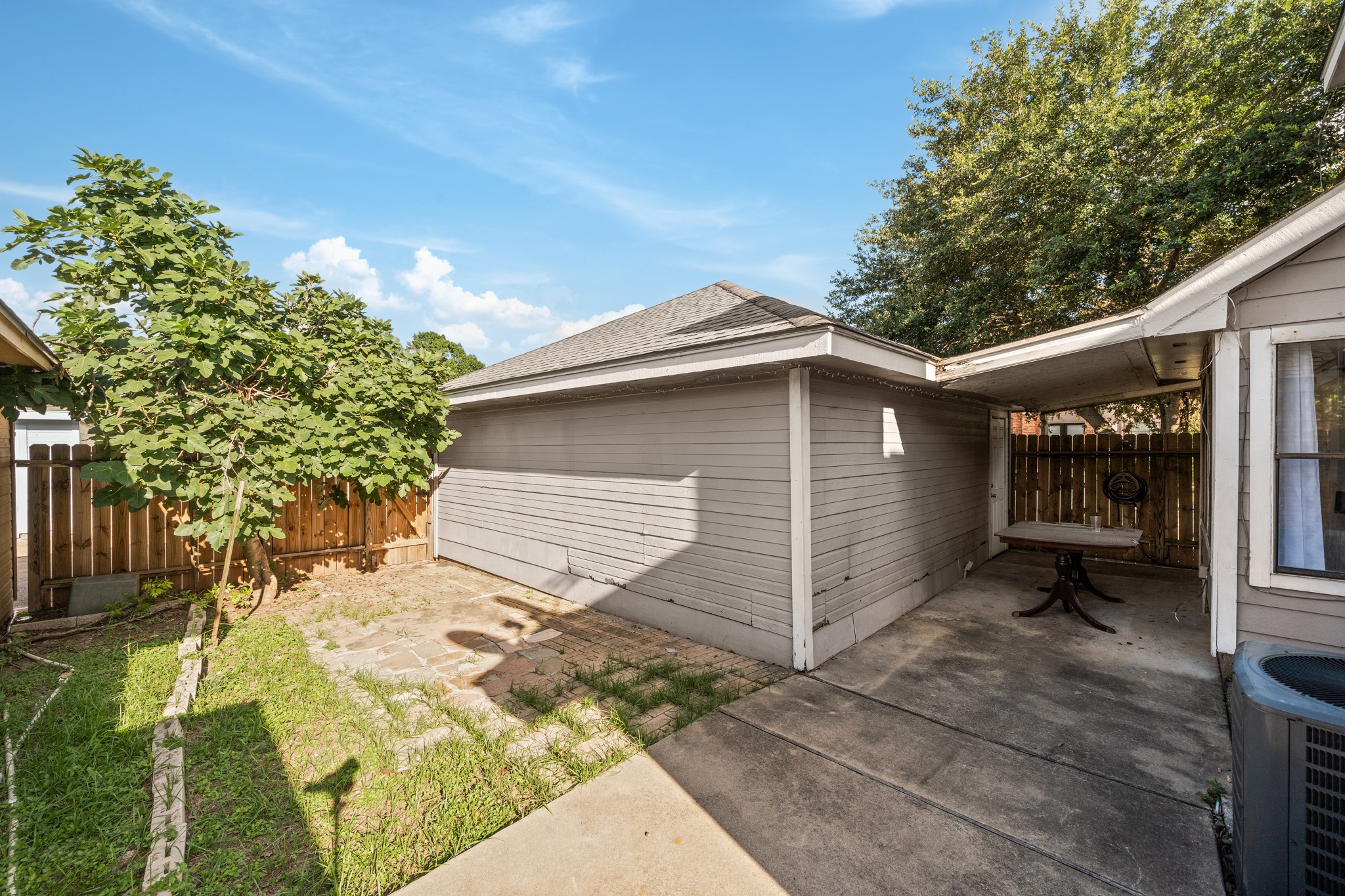 8629 Kinghaven Street Property Photo 35