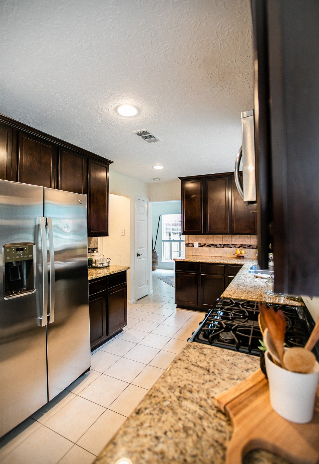 36 Fallenstone Drive Property Photo 14