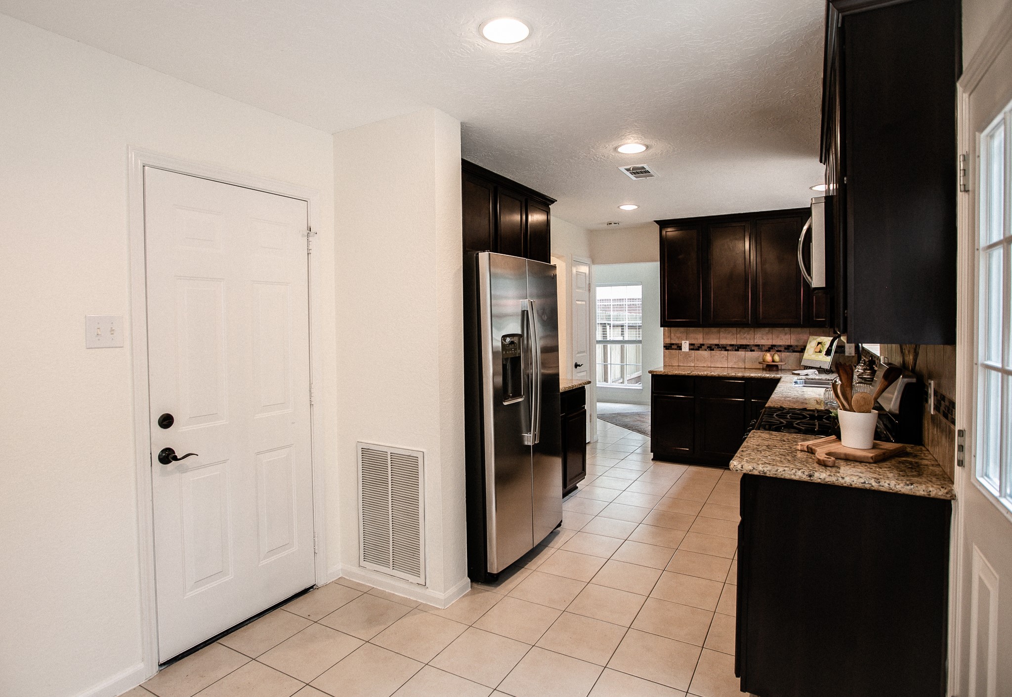 36 Fallenstone Drive Property Photo 17