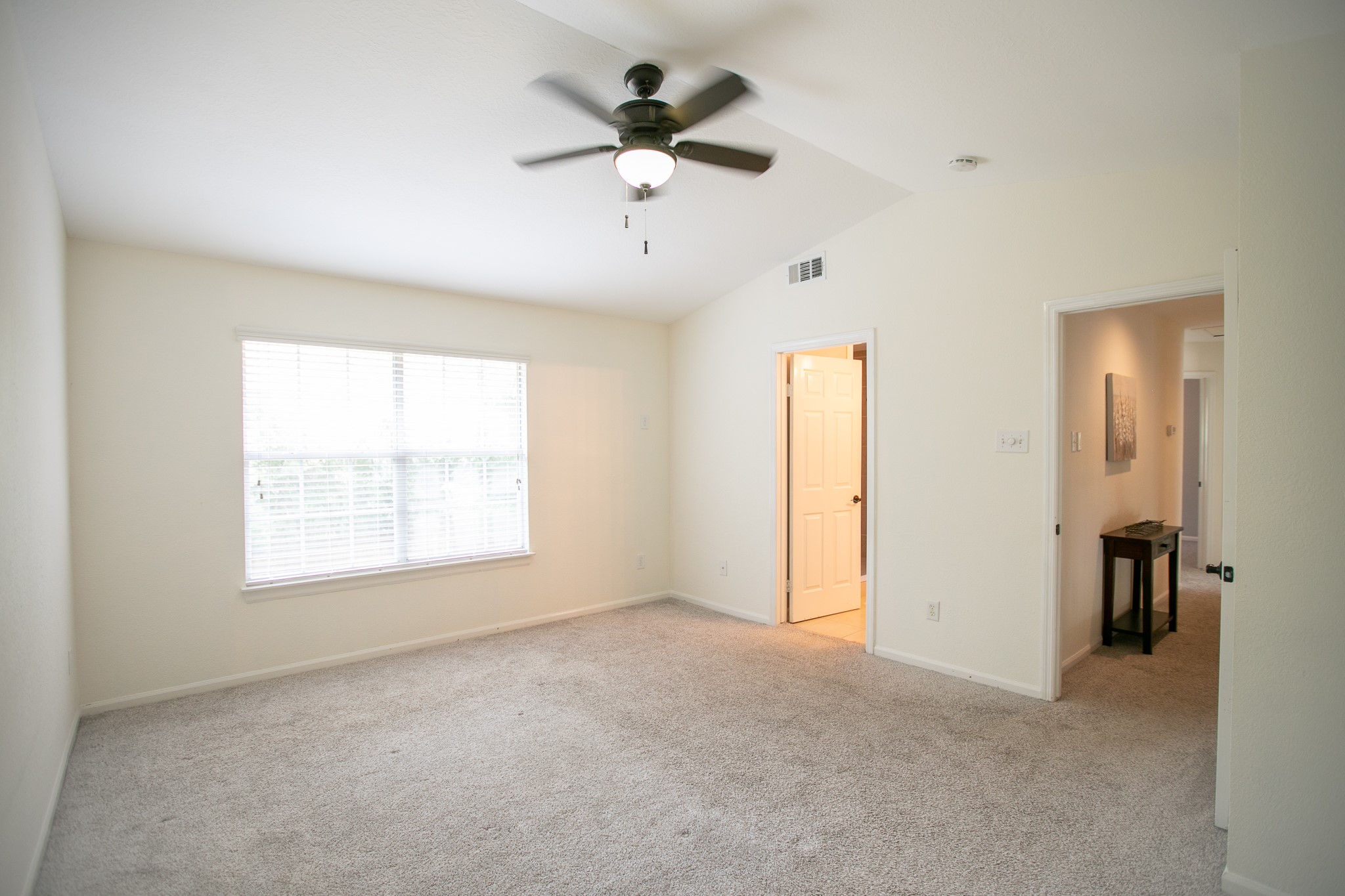 36 Fallenstone Drive Property Photo 20