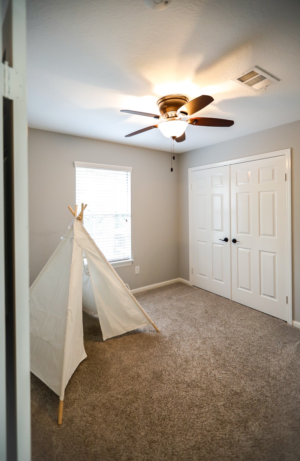 36 Fallenstone Drive Property Photo 26
