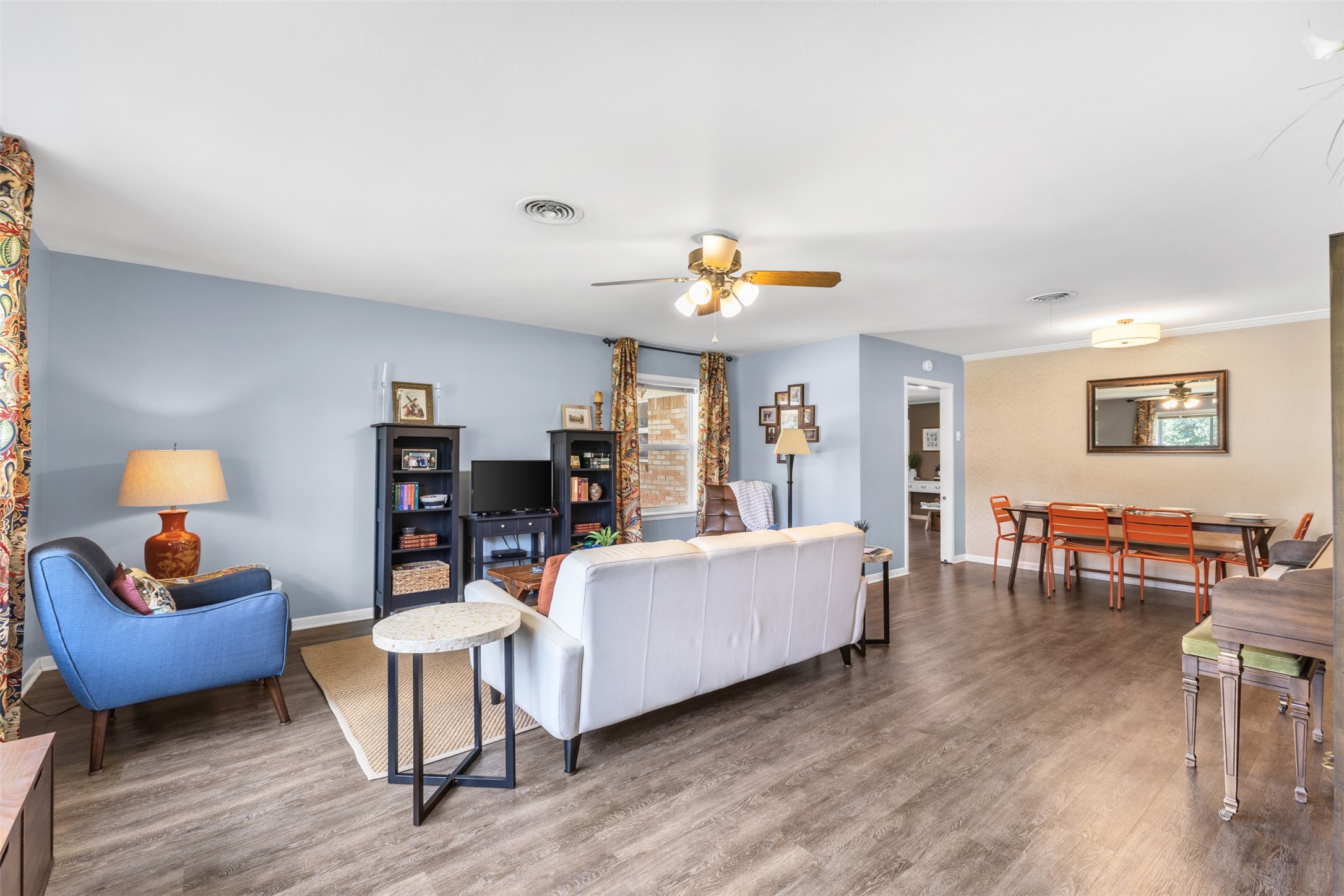 2310 Morningside Drive Property Photo 5