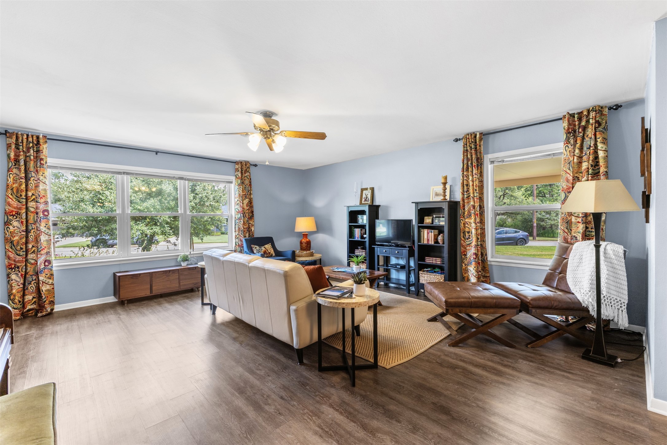 2310 Morningside Drive Property Photo 6