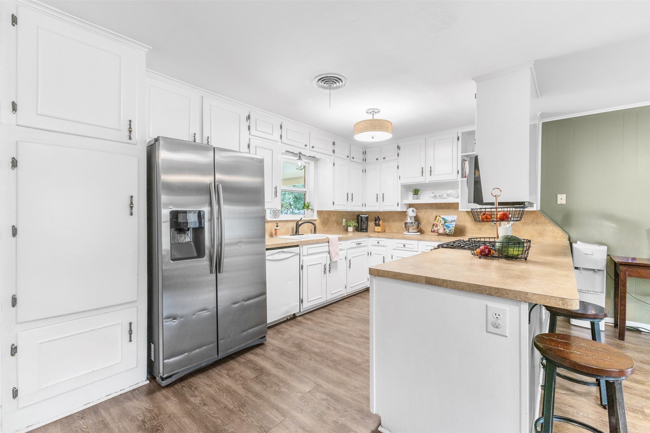 2310 Morningside Drive Property Photo 10