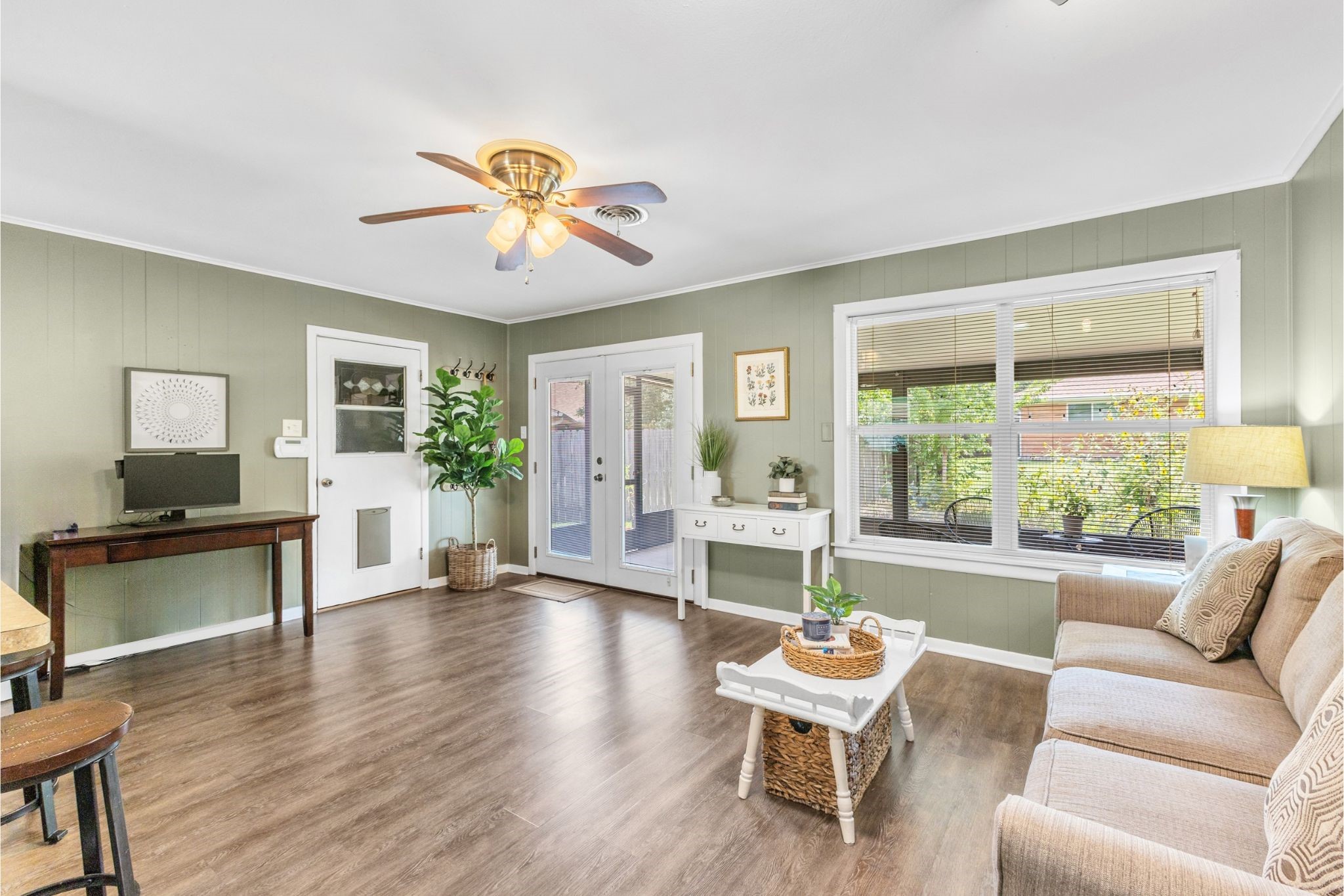 2310 Morningside Drive Property Photo 11