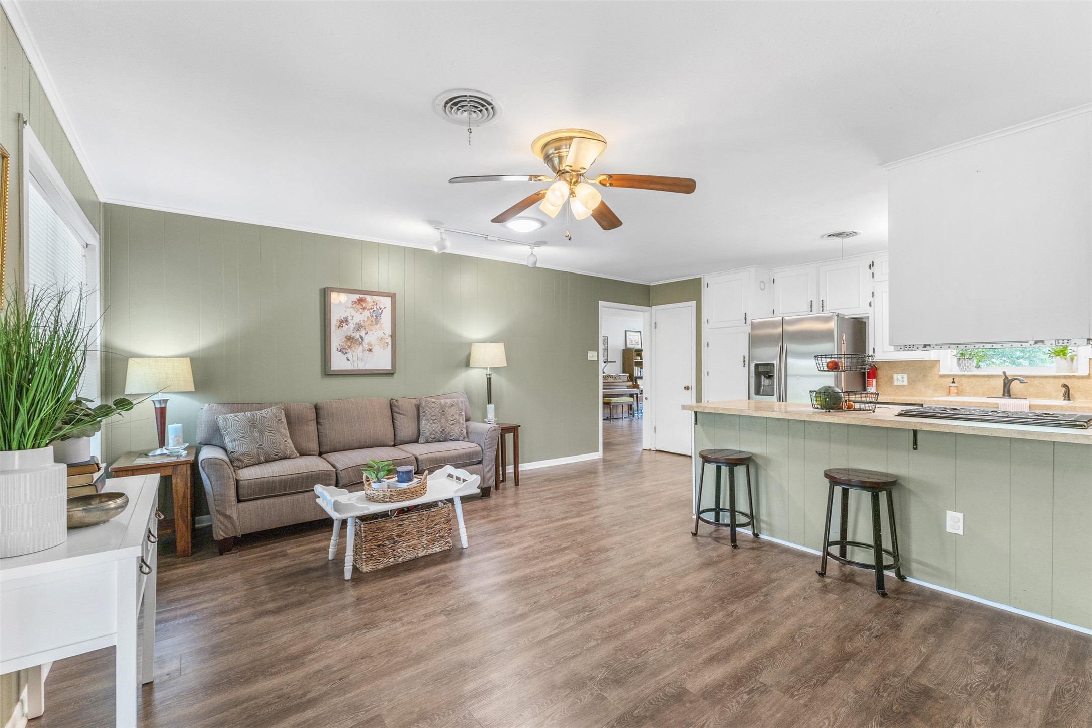 2310 Morningside Drive Property Photo 12