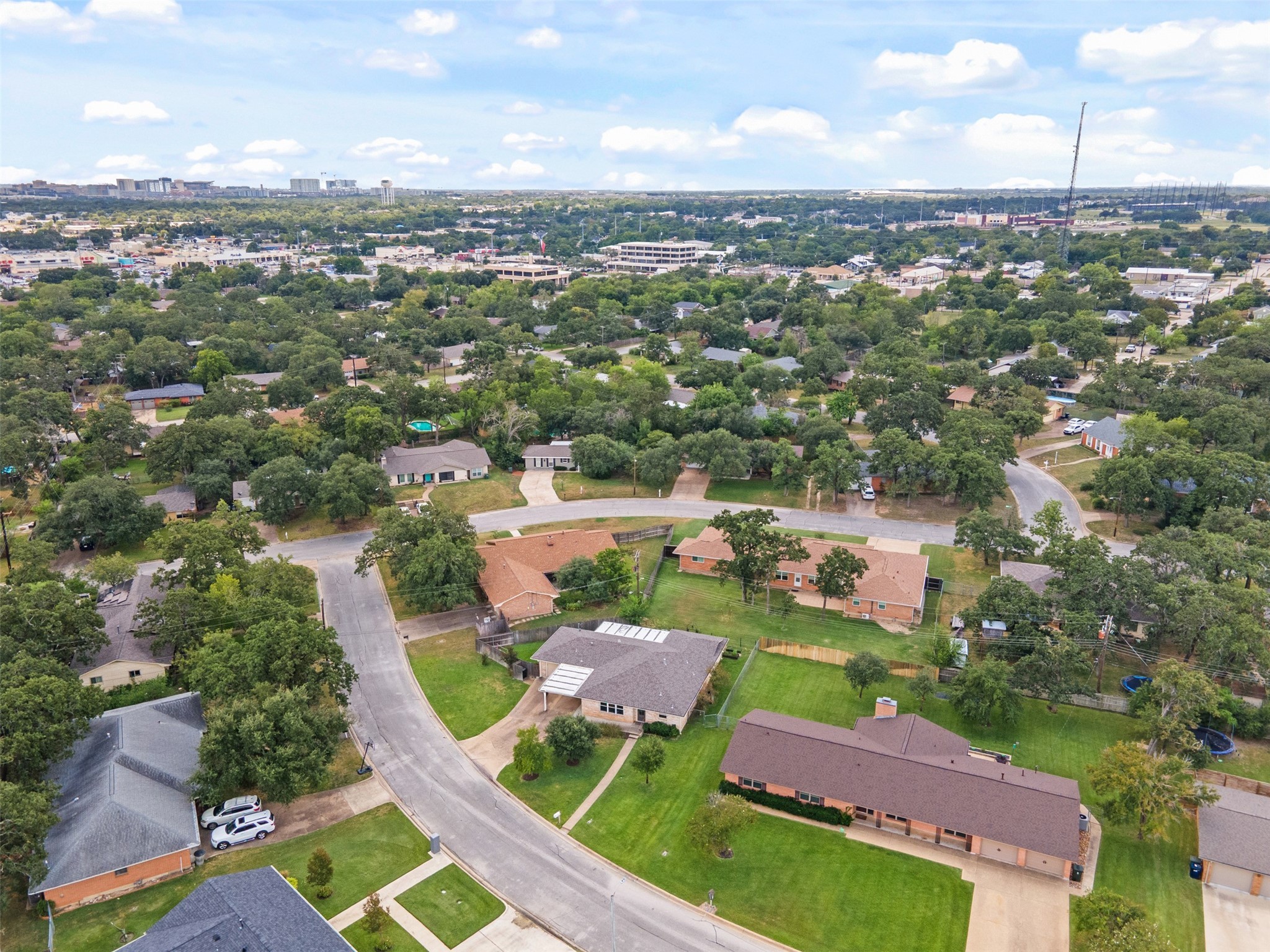 2310 Morningside Drive Property Photo 29