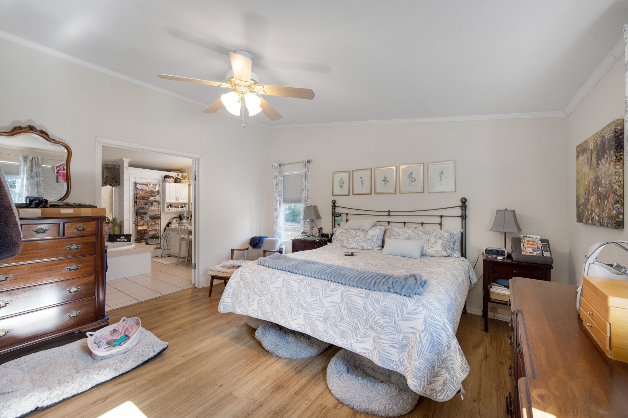 10676 Rutherford Road Property Photo 16