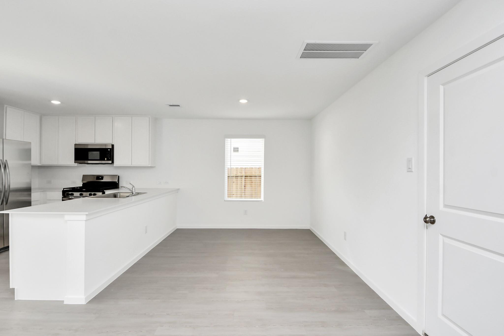 14664 S Ascot Bend Circle Property Photo 15