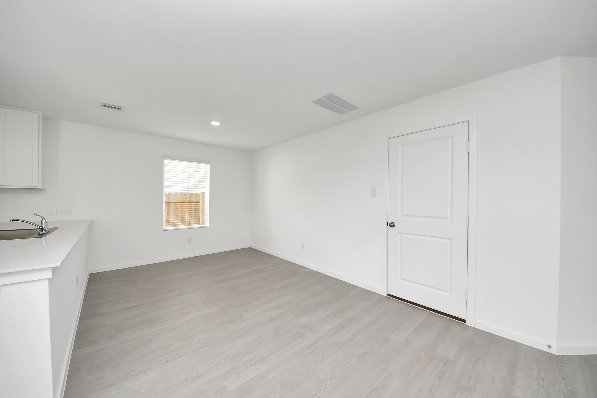 14664 S Ascot Bend Circle Property Photo 16