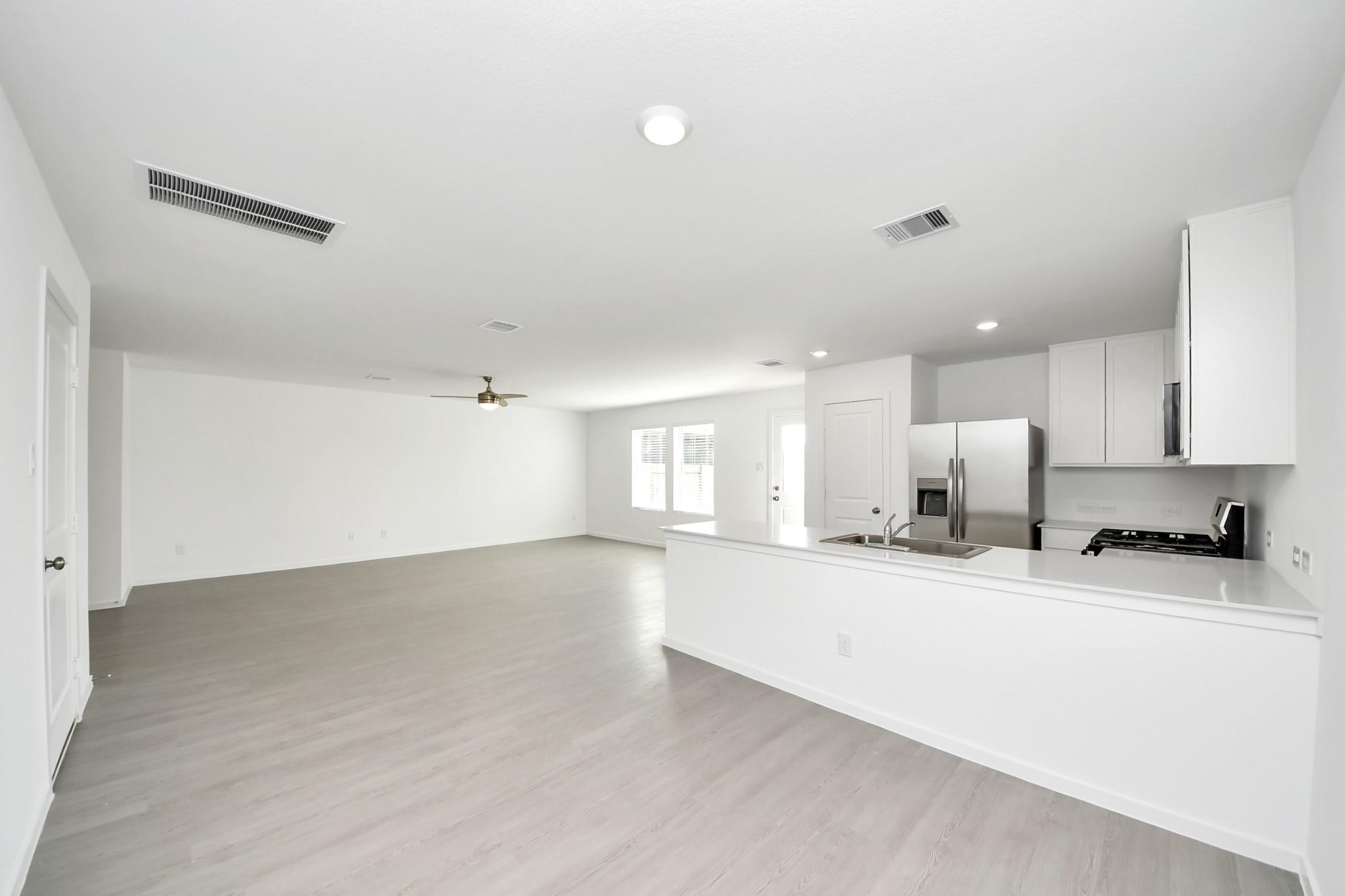 14664 S Ascot Bend Circle Property Photo 18