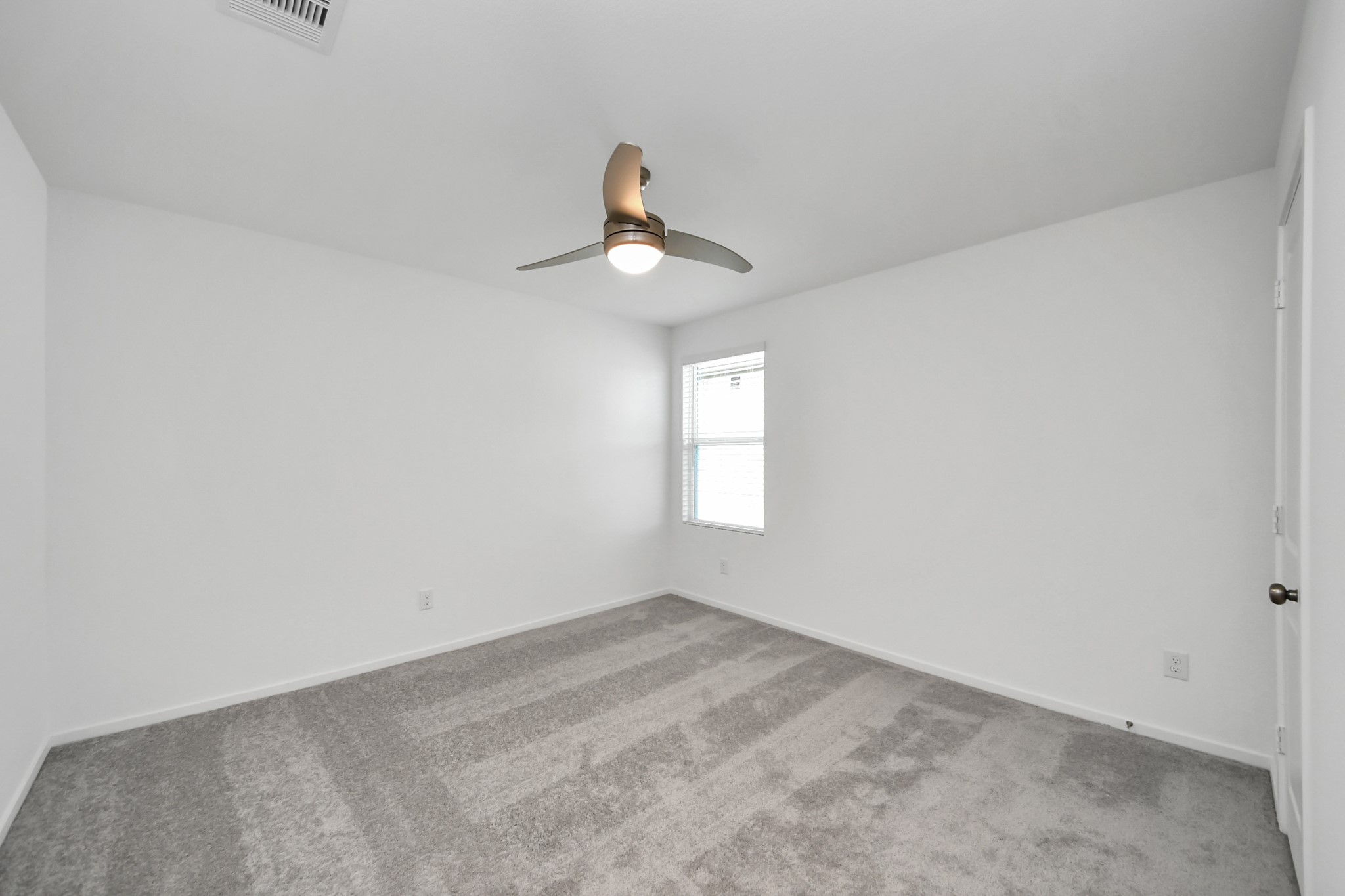 14664 S Ascot Bend Circle Property Photo 32