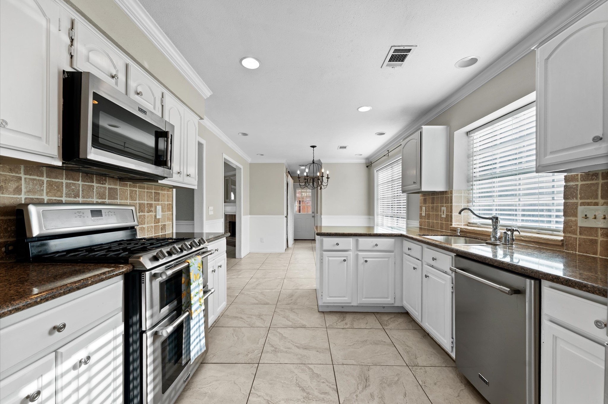 16338 Hickory Point Road Property Photo 10