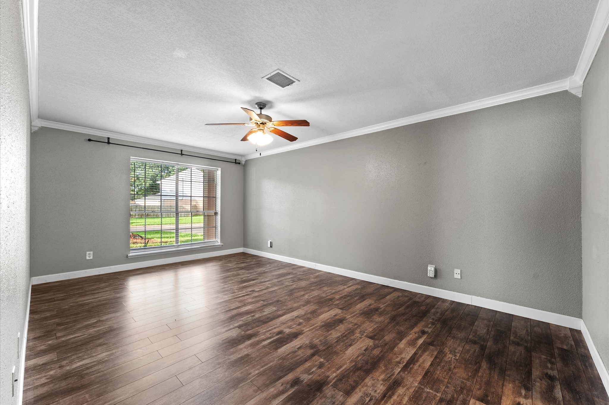 16338 Hickory Point Road Property Photo 16