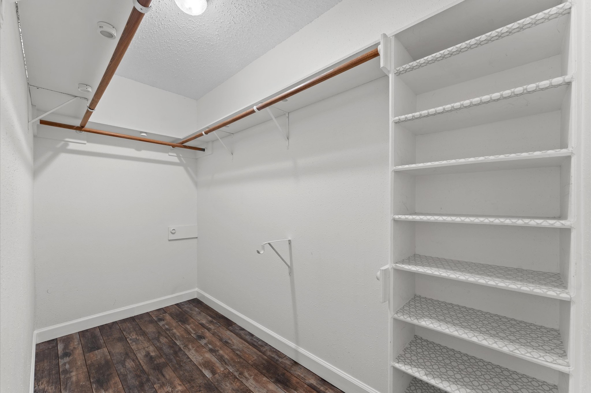 16338 Hickory Point Road Property Photo 20