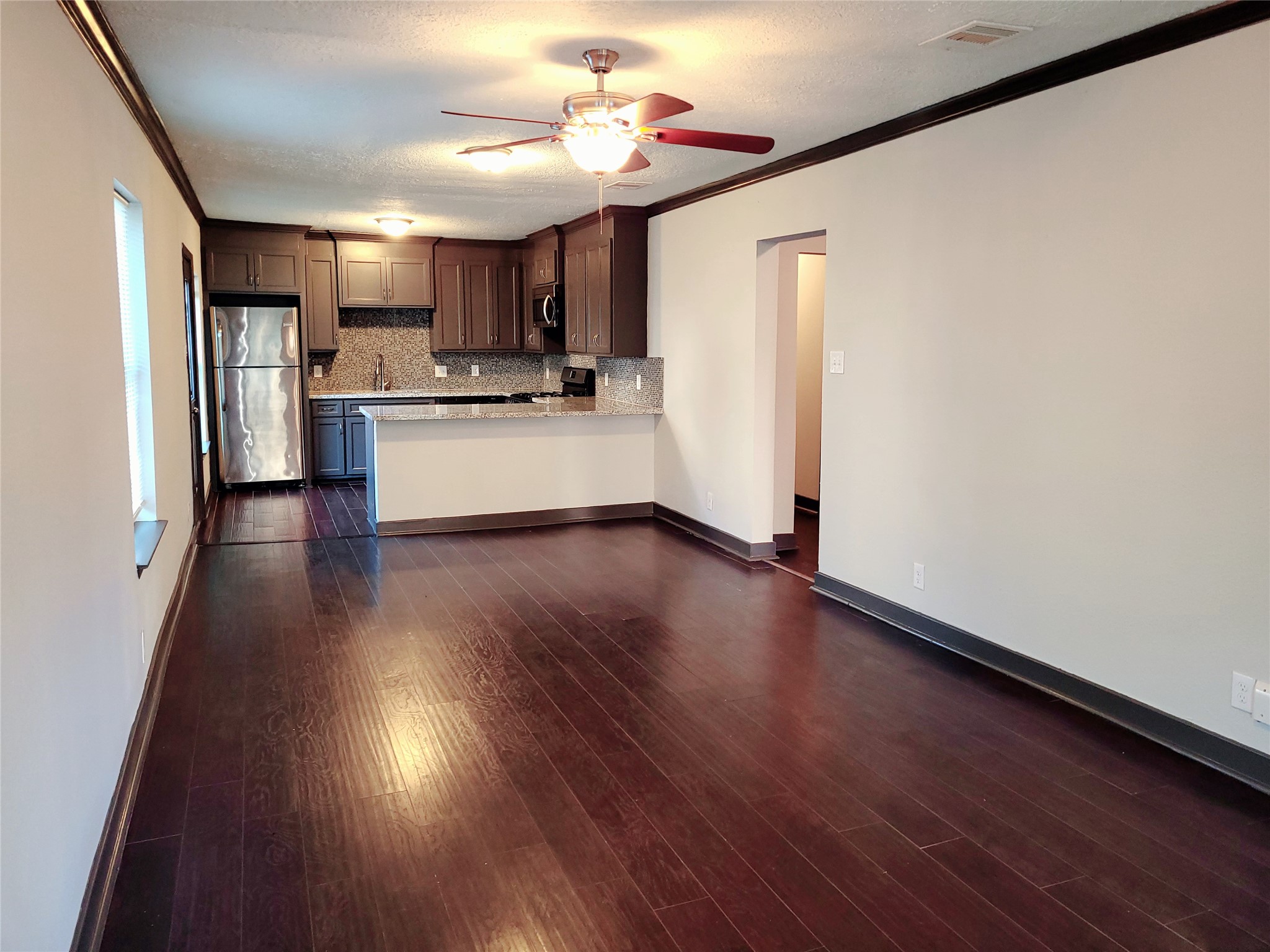 1501 Asbury Street Property Photo 4
