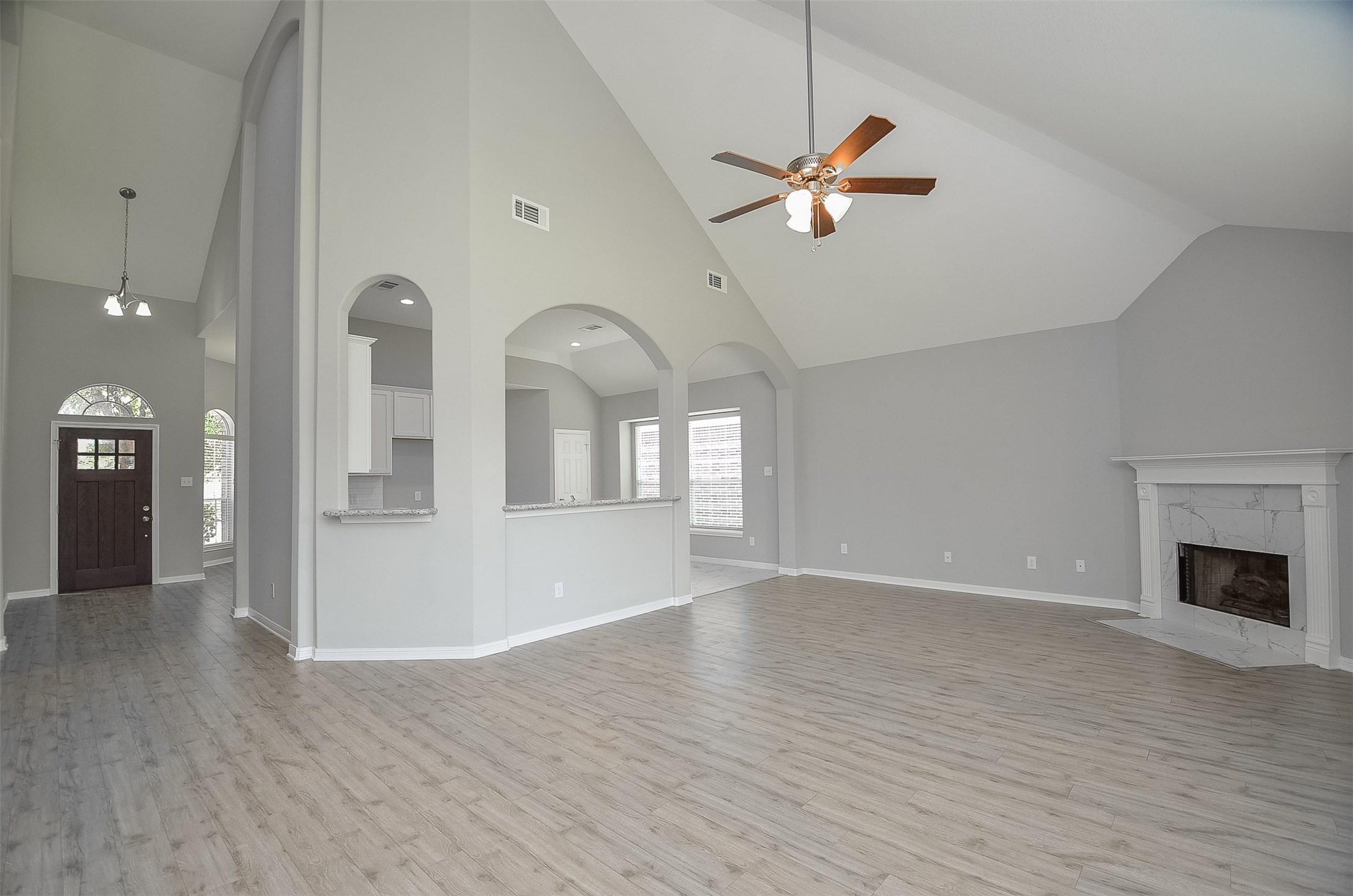 23751 River Place Drive Property Photo 9