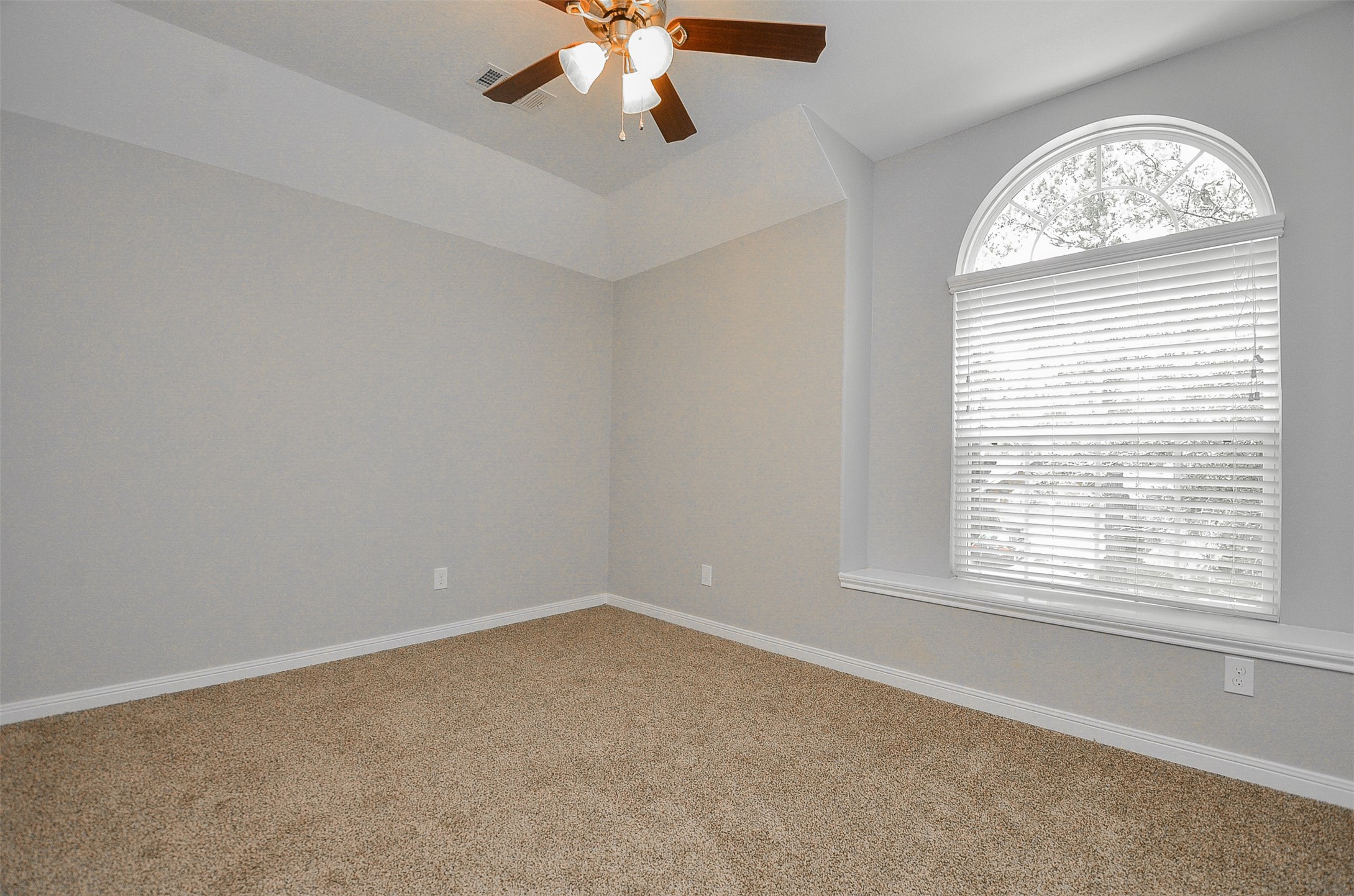 23751 River Place Drive Property Photo 23