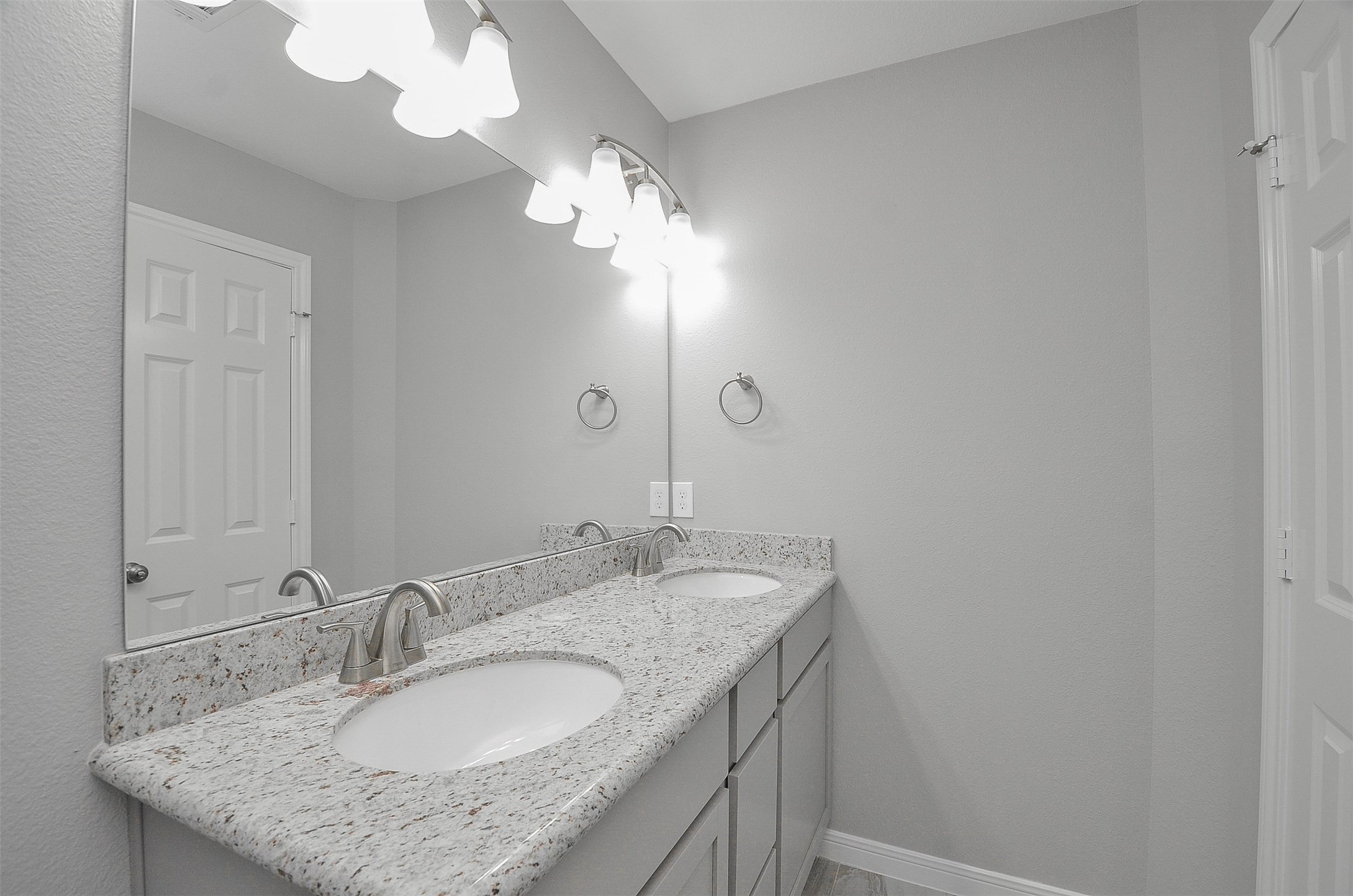 23751 River Place Drive Property Photo 27