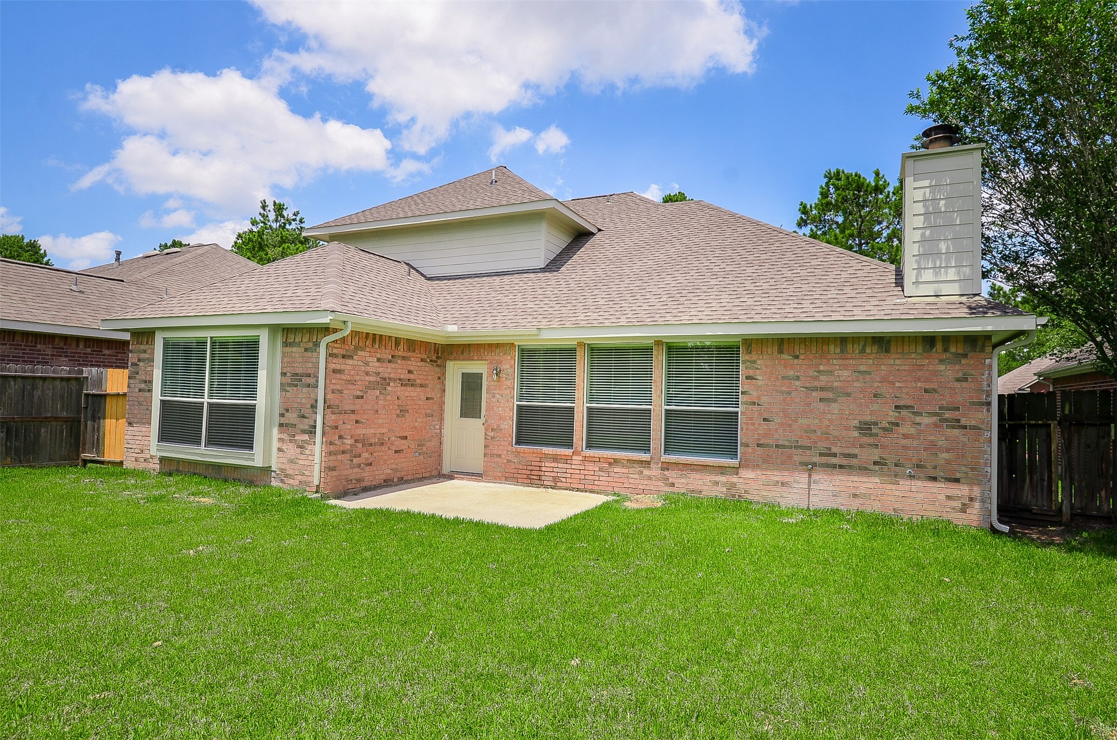 23751 River Place Drive Property Photo 31