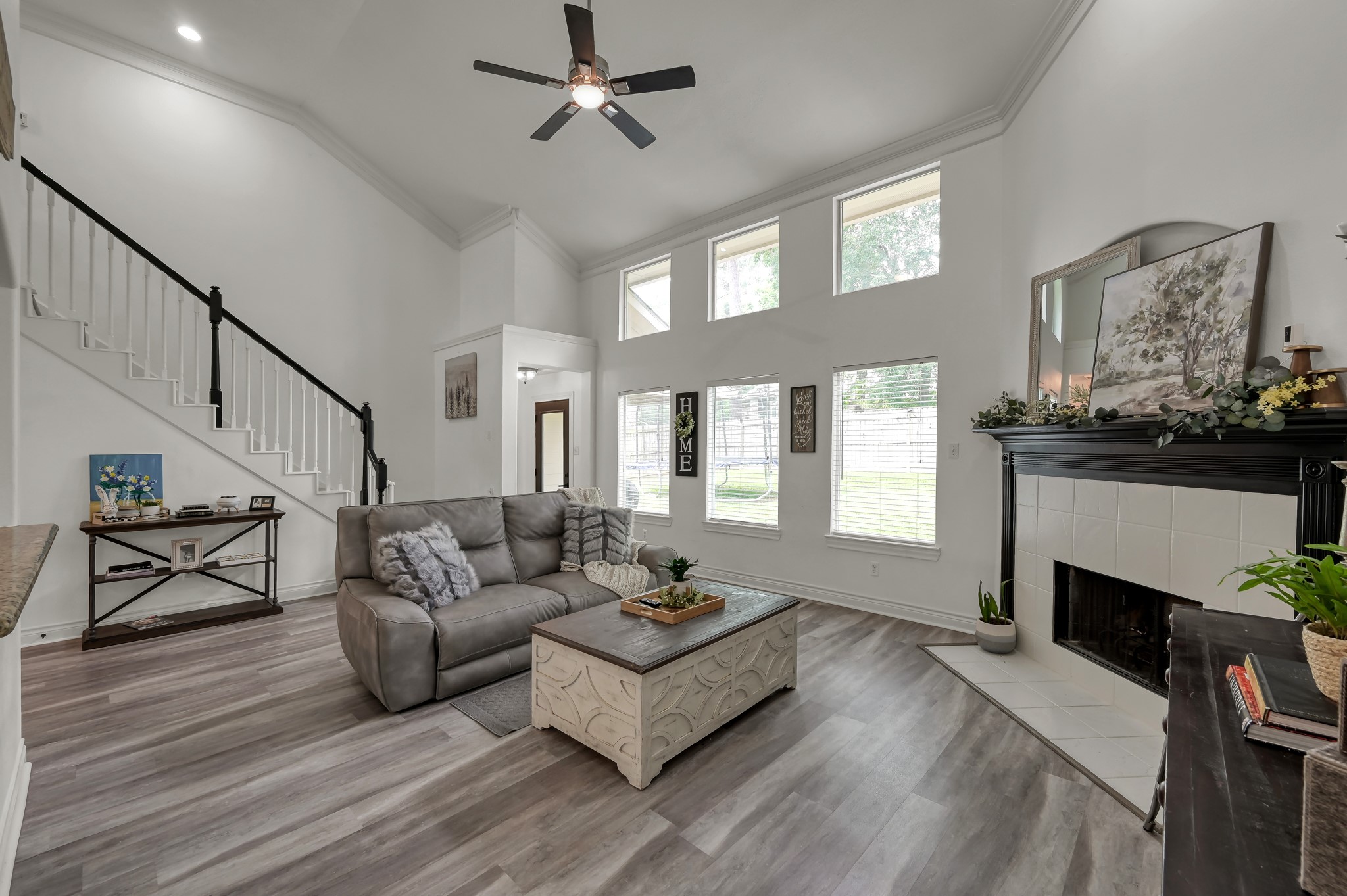 3215 Canterbury Lane Property Photo 18