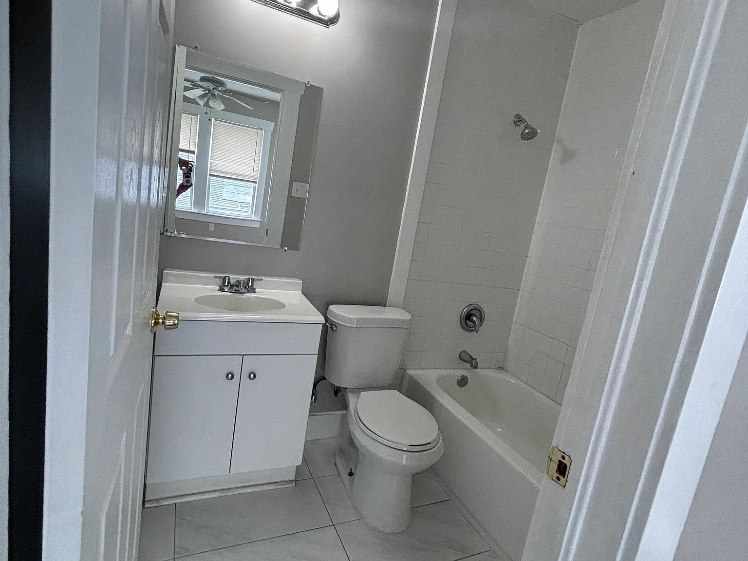 804 Louise St Property Photo 6