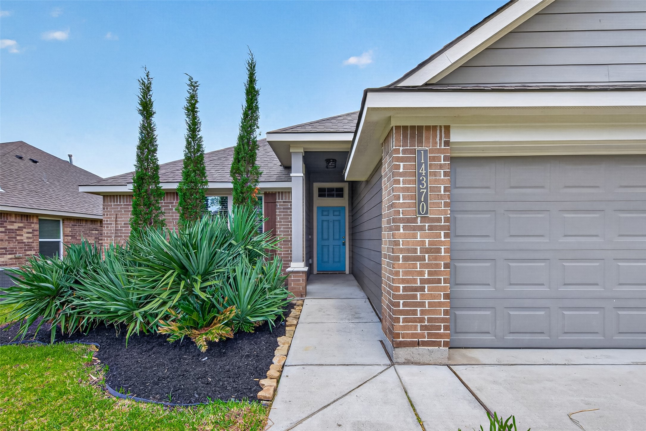 14370 S Summerchase Circle Property Photo 6