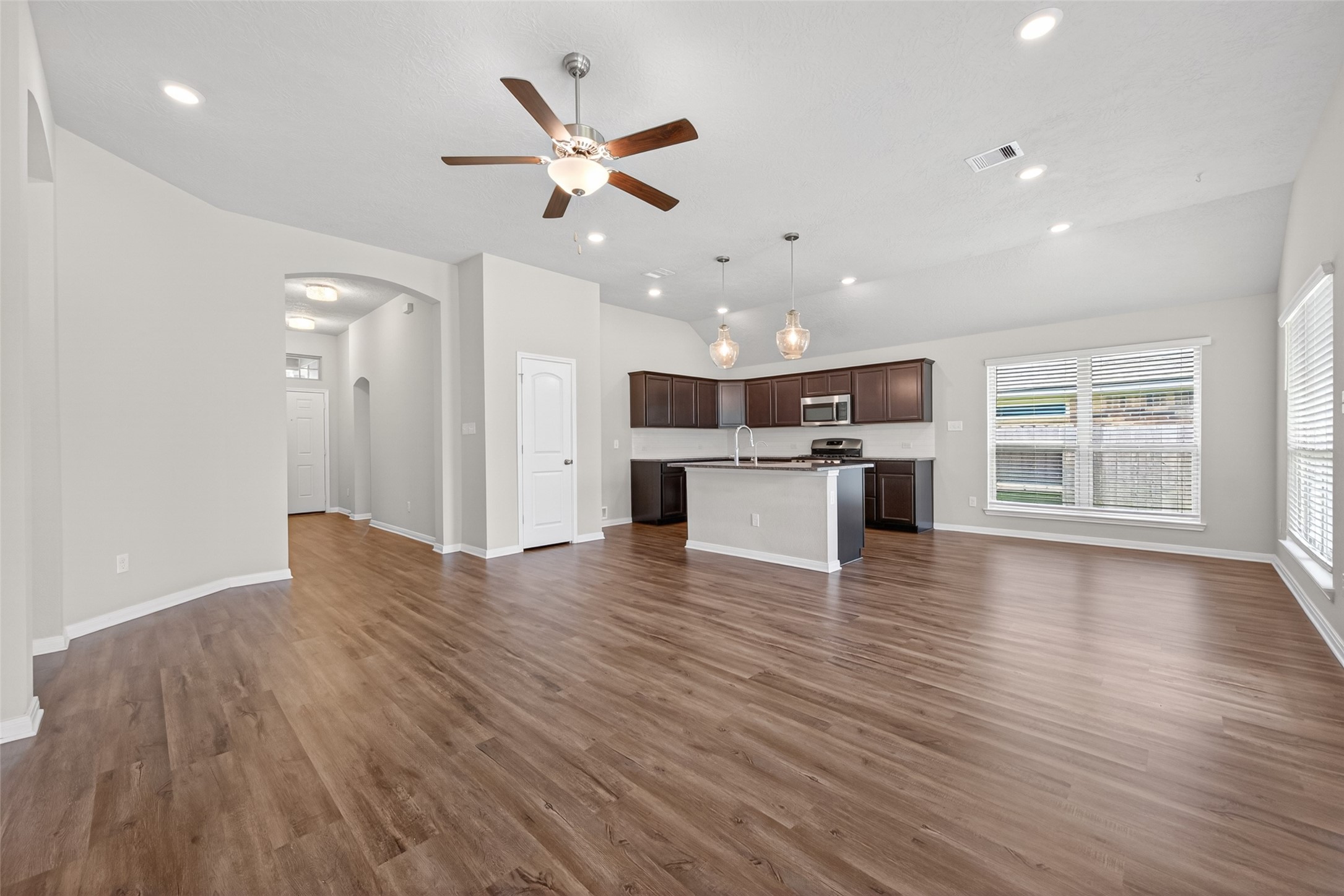 14370 S Summerchase Circle Property Photo 10