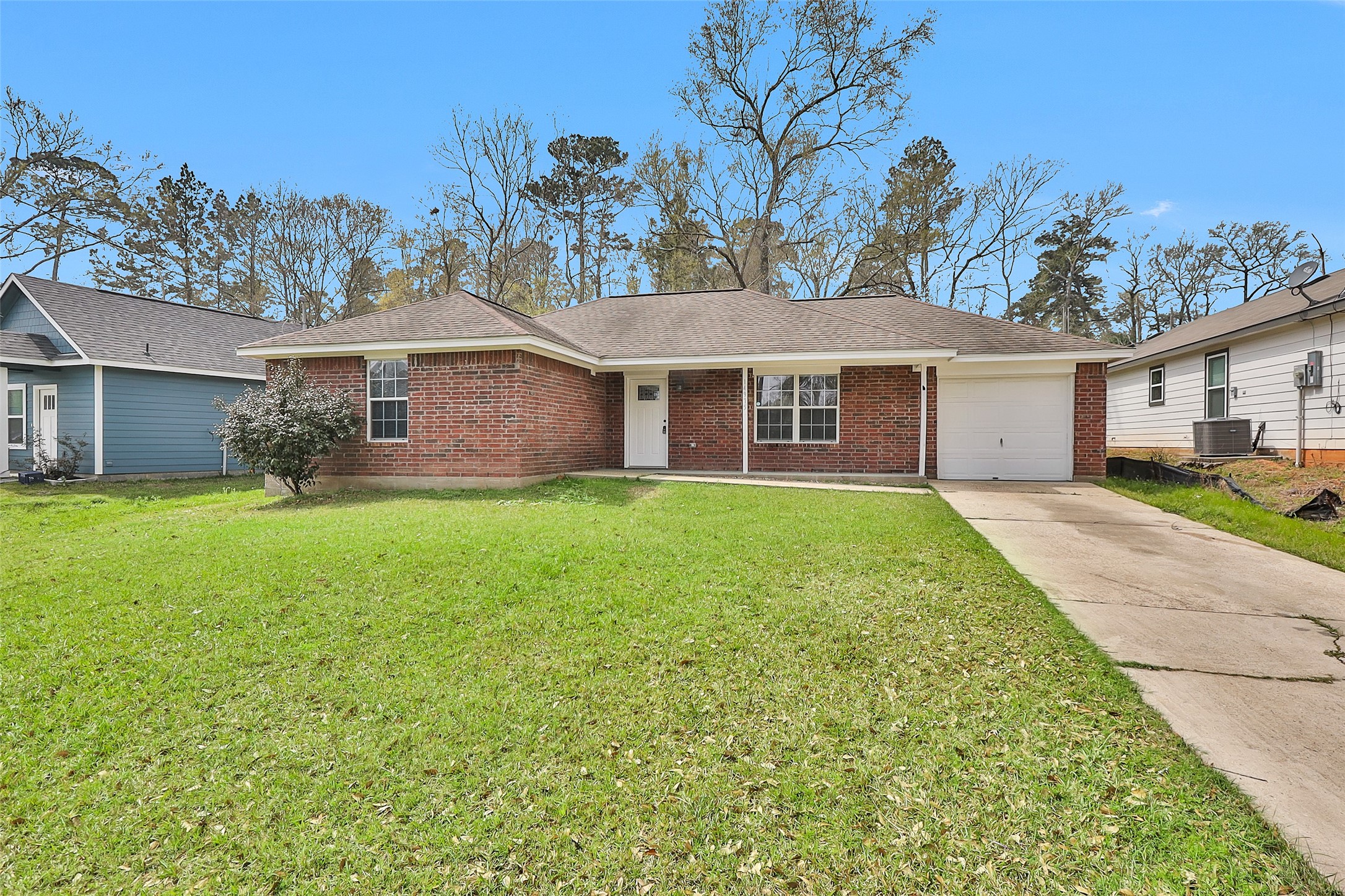 14975 Crockett Road Property Photo