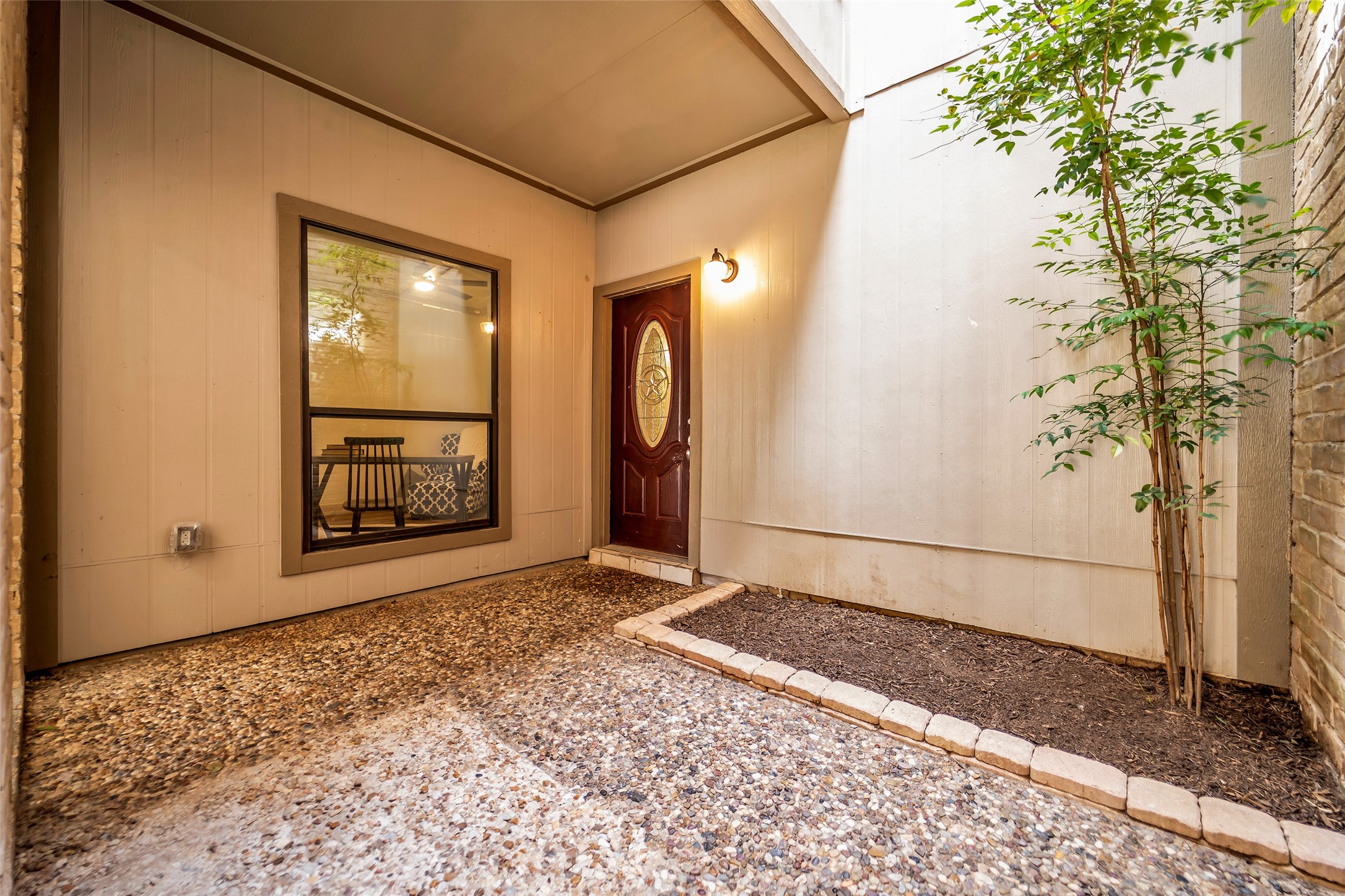 880 Tully Road 14 Property Photo 6