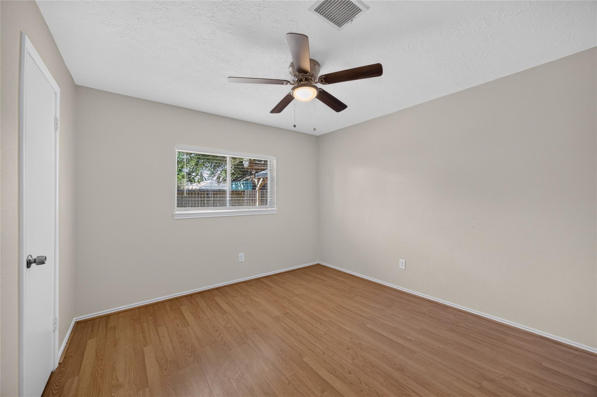 3706 Luton Park Drive Property Photo 7