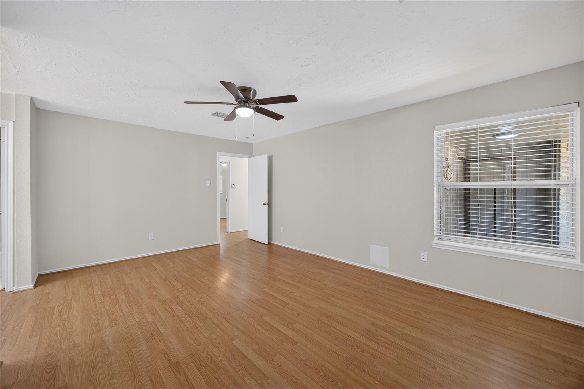 3706 Luton Park Drive Property Photo 12