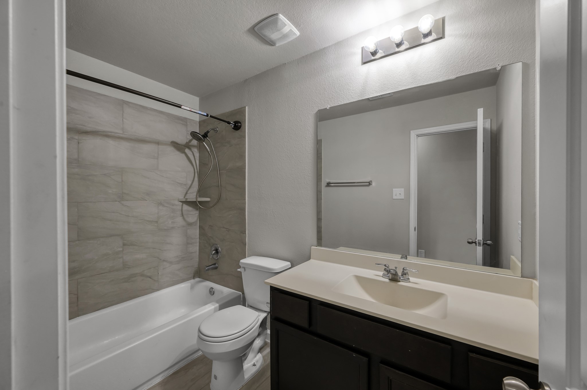 13516 Brooklyn Mead Lane Property Photo 32