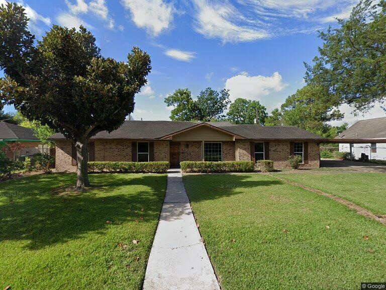 5028 Mayflower Street Property Photo 1