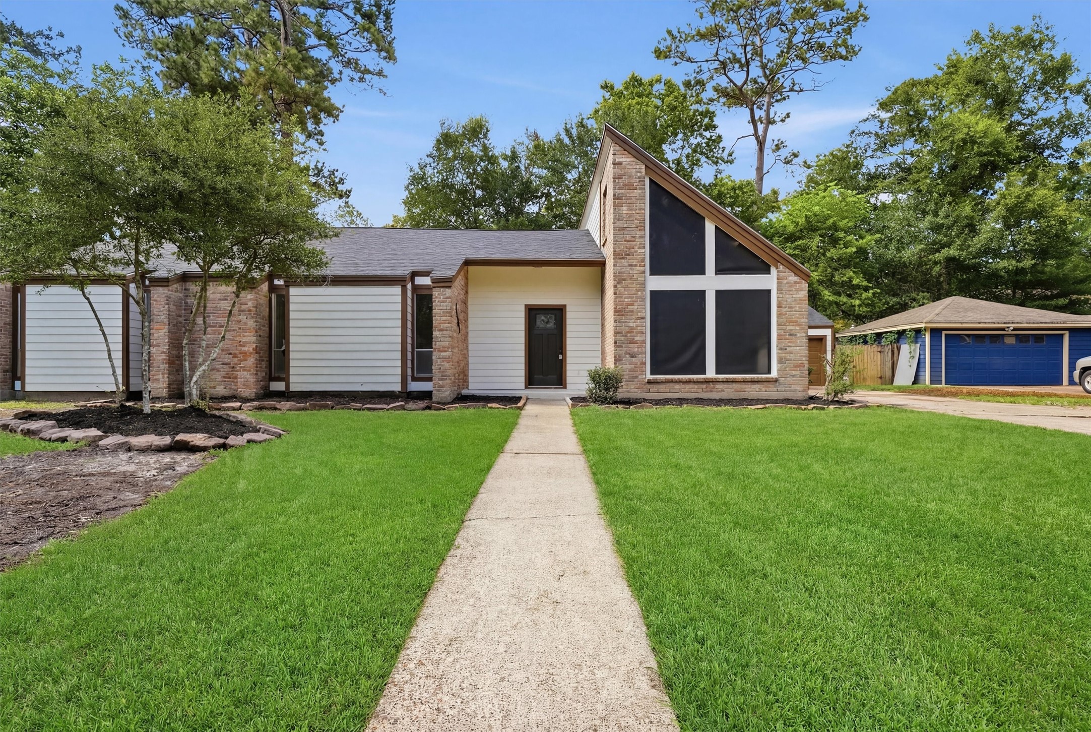 1907 Tangle Lake Drive