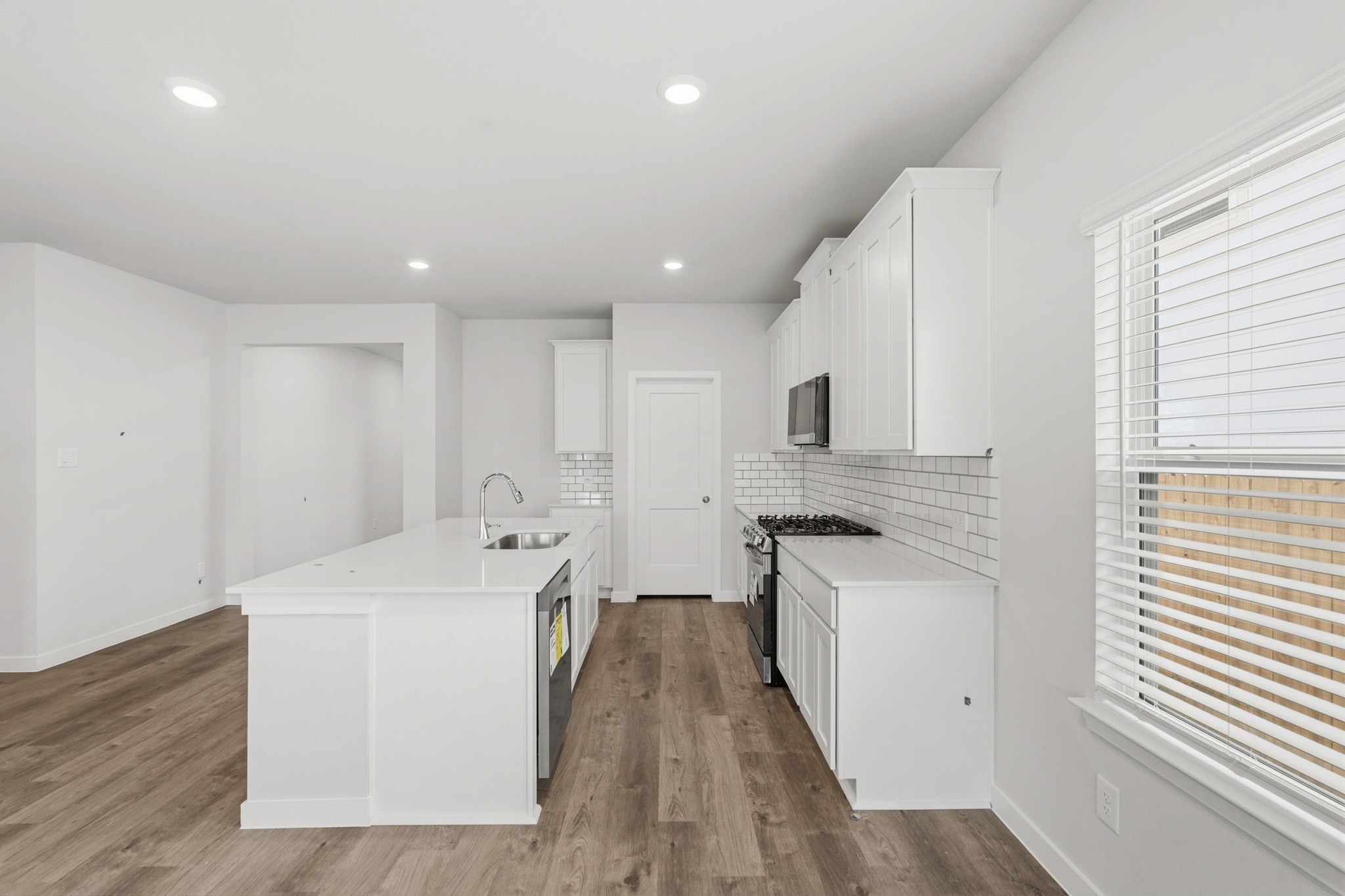 25448 Blossom Court Property Photo 10